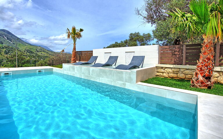 Villa Silentium Olia: slå samman, Sommar, Trädgård, Utomhus