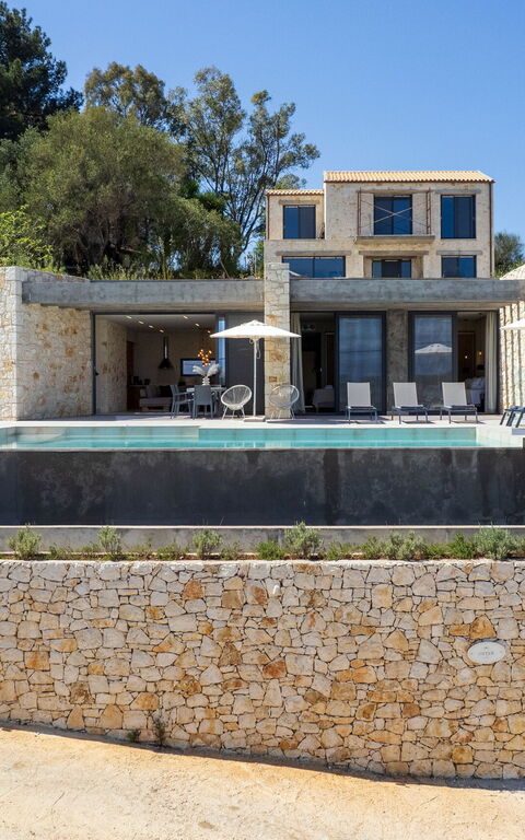 Villa Otter: Exteriör, Utomhus