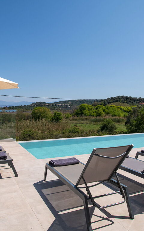 Villa Otter: Utomhus