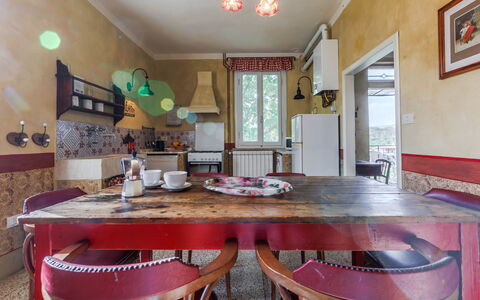 Semesterboende Rossello: Kök, Lunchrum