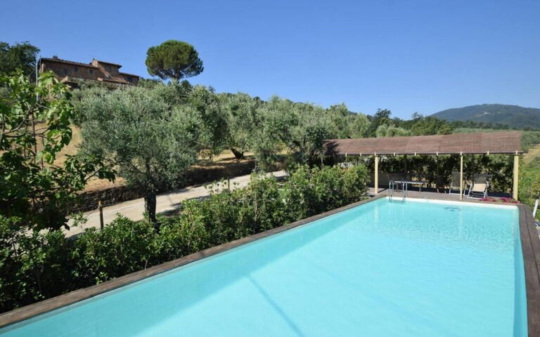 Bello Stare: Exteriör, slå samman, Utomhus