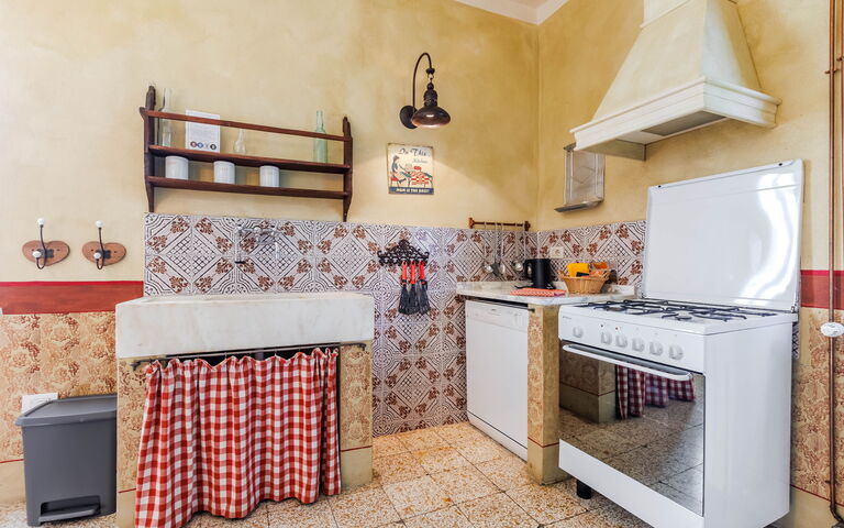 Semesterboende Rossello: Kök, Lunchrum