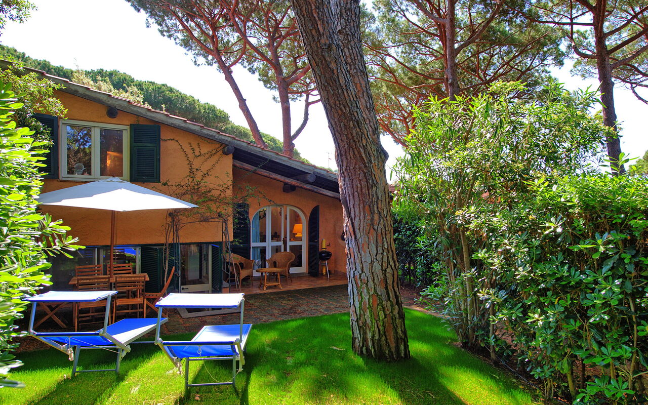 Le Dune: Exteriör, Utomhus