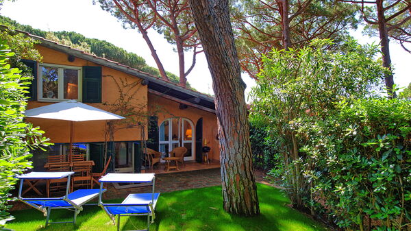 Le Dune: Exteriör, Utomhus