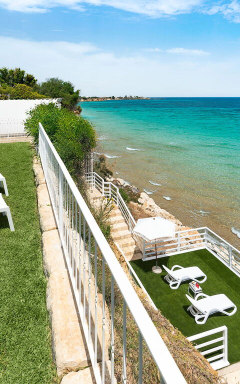 Stella Maris: Exteriör, Trädgård, Utomhus, Visningar