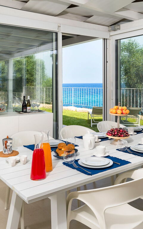 Stella Maris: Lunchrum, Visningar