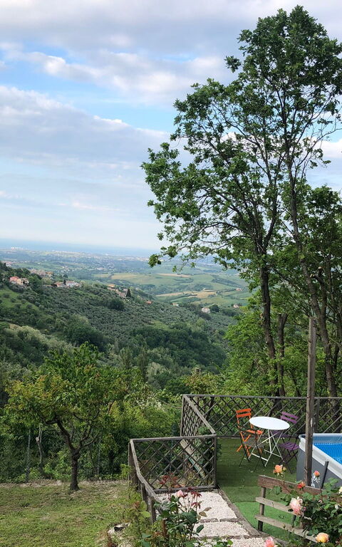 La Nocciola: slå samman, Utomhus