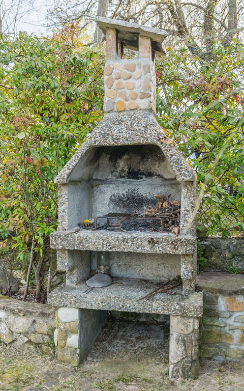 La Nocciola: Exteriör, Utomhus