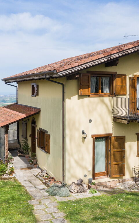 La Nocciola: Exteriör, Trädgård, Utomhus