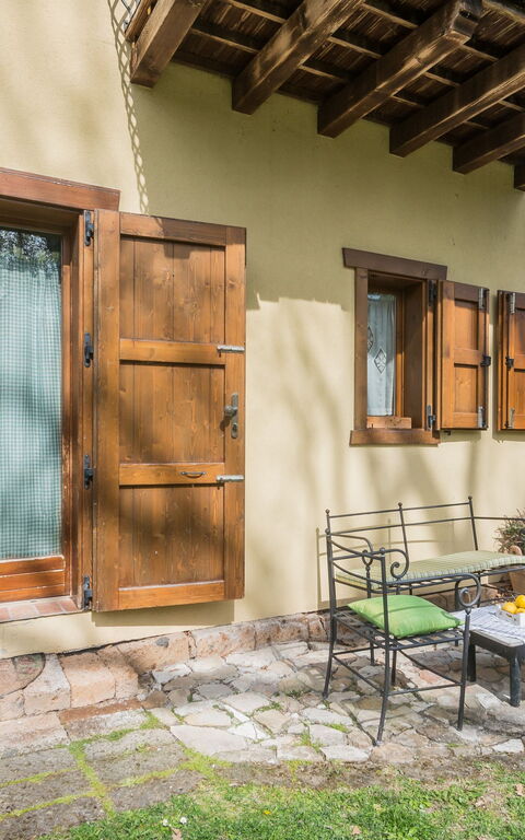 La Nocciola: Exteriör, Utomhus