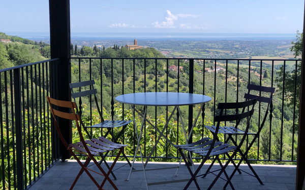 La Nocciola: Balkong / terrass / uteplats