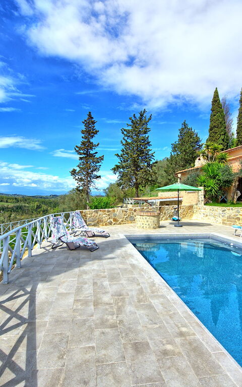 Santo Stefano: Exteriör, slå samman, Utomhus