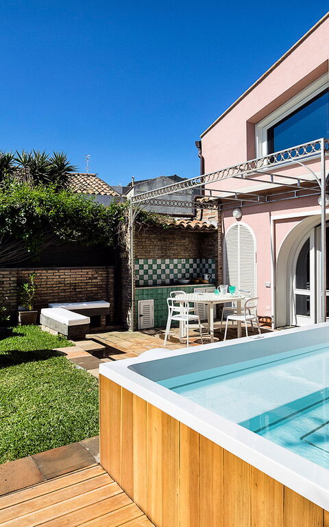 Casa Tecla: slå samman, Trädgård