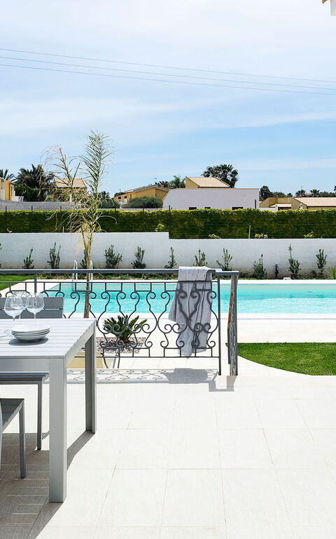 Villa Rita: Exteriör, slå samman, Trädgård, Utomhus