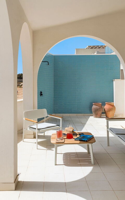 Brezza Marina: Exteriör, Utomhus, Visningar