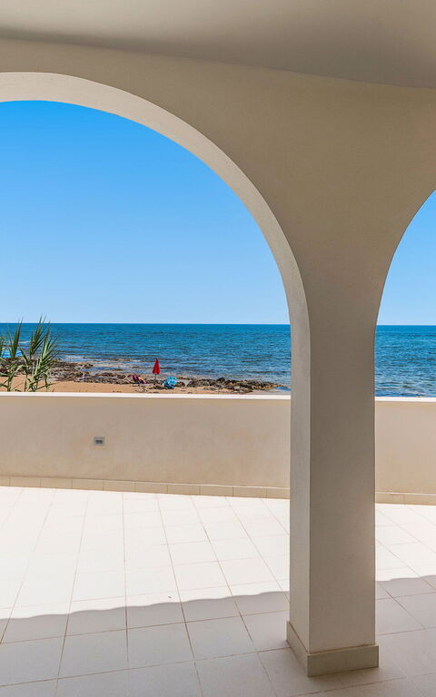 Brezza Marina: Exteriör, Utomhus, Visningar