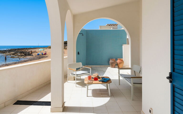 Brezza Marina: Exteriör, Utomhus, Visningar