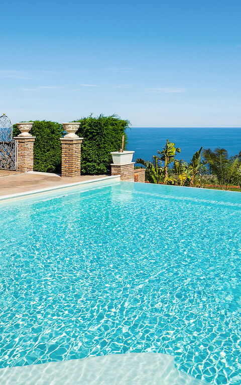 Buena Vista: Exteriör, slå samman, Utomhus