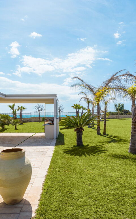 Villa Azulea: Exteriör, Trädgård, Utomhus