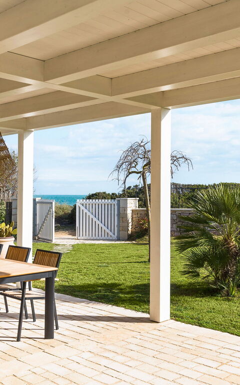 Villa Azulea: Balkong / terrass / uteplats, Trädgård