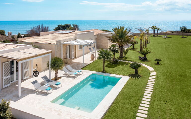 Villa Azulea: Exteriör, slå samman, Trädgård, Utomhus, Visningar