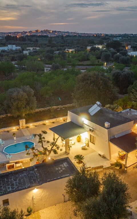 Villa Narkive: Exteriör