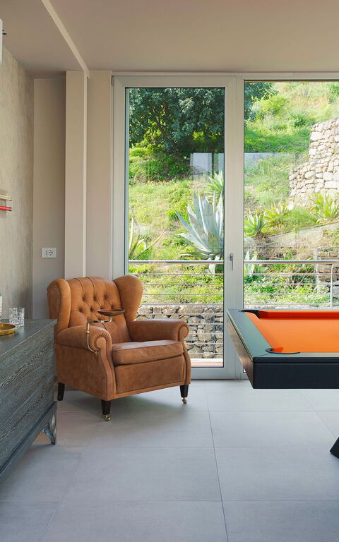 Baya Bella: Andra rummet, Välfärd