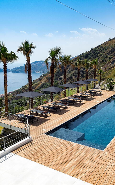 Villa Alexandra: Exteriör, slå samman, Utomhus, Visningar