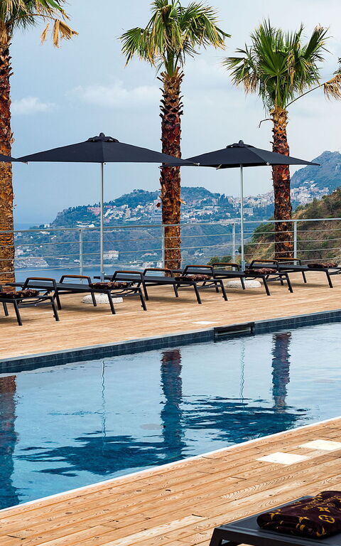 Villa Alexandra: Exteriör, slå samman, Utomhus, Visningar