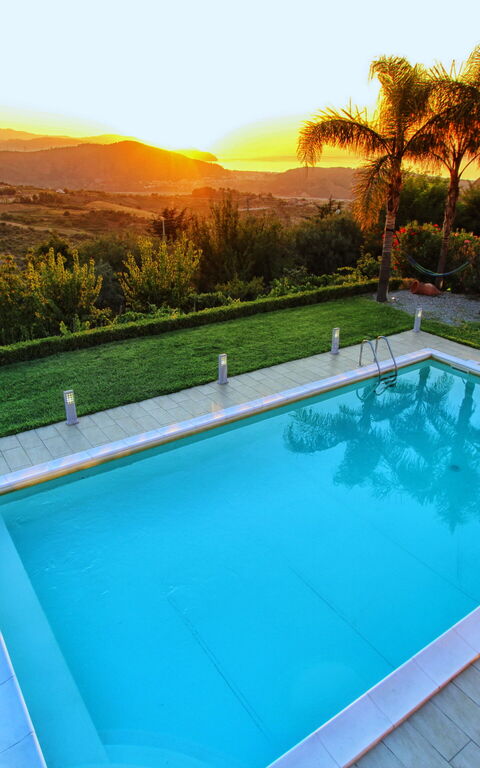 Villa Malu: Exteriör, slå samman, Trädgård, Utomhus, Visningar