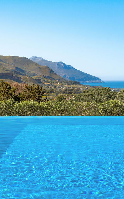 Villa Dolce: Exteriör, Utomhus, Visningar