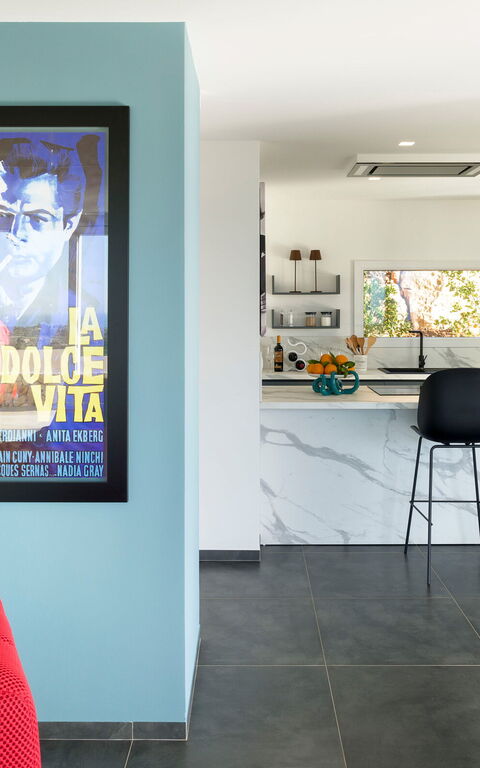 Villa Dolce: Kök, Vardagsrum