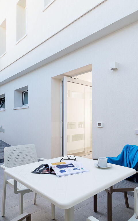 Diantha: Balkong / terrass / uteplats, Exteriör, Utomhus