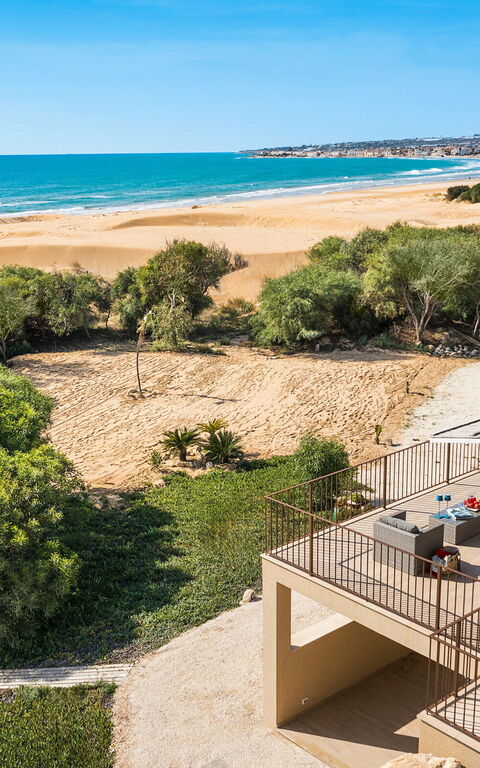 Casa Dafne: Exteriör, Utomhus, Visningar