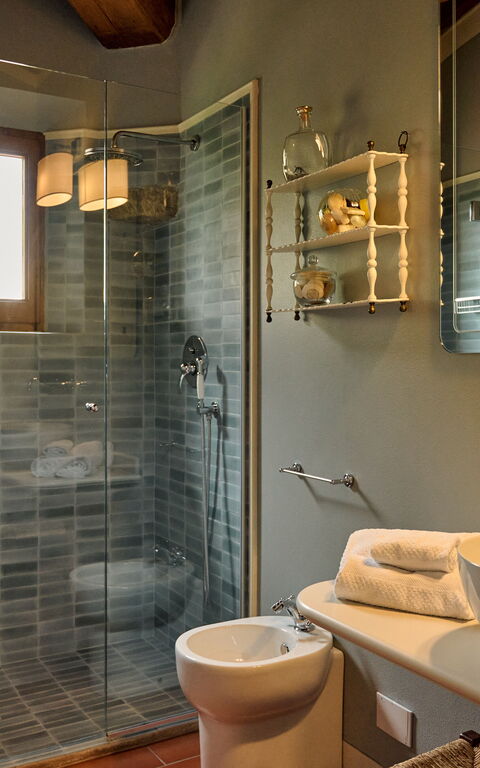 Villa Marliana: Badrum