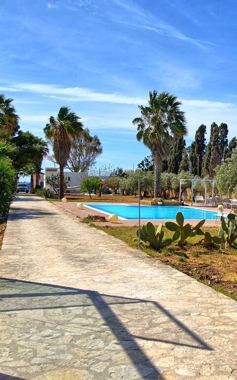 Villa Maraus: Exteriör, Trädgård, Utomhus