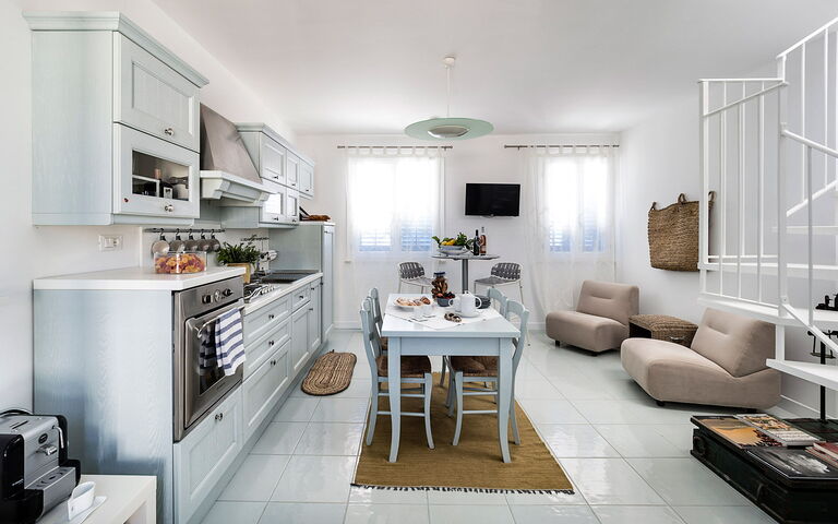 Semesterboende Delfino: Kök, Lunchrum, Vardagsrum