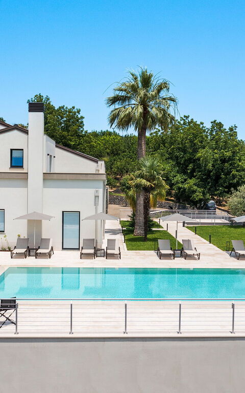 Villa Gianos: Exteriör, slå samman, Utomhus