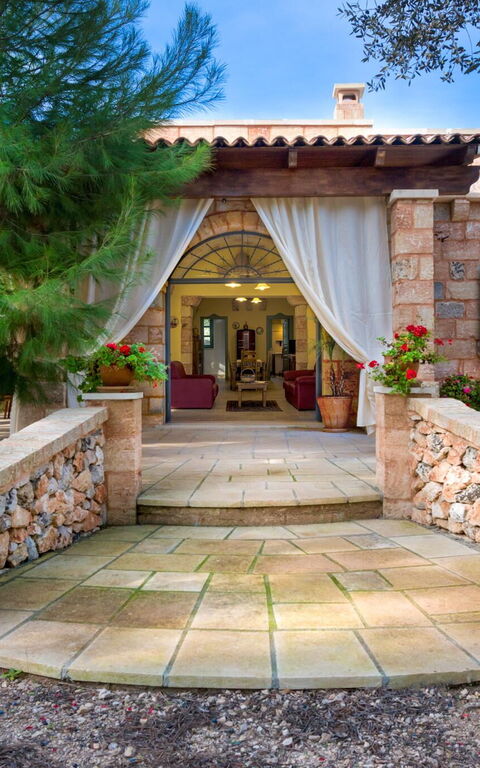 Villa Astrea: Balkong / terrass / uteplats, Exteriör, Huvudentré