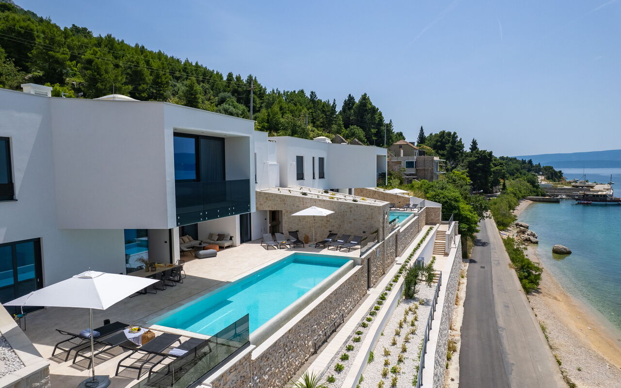 Villa Sea Breeze: Exteriör, slå samman