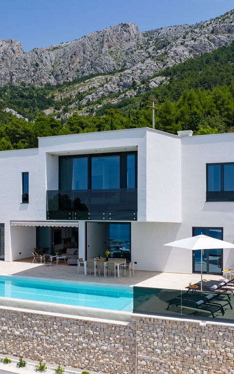 Villa Loma: Balkong / terrass / uteplats, Exteriör, slå samman, Visningar