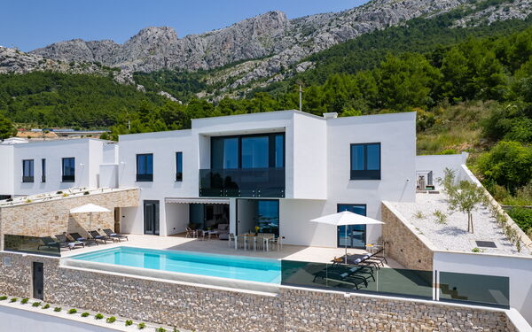 Villa Loma: Balkong / terrass / uteplats, Exteriör, slå samman, Visningar