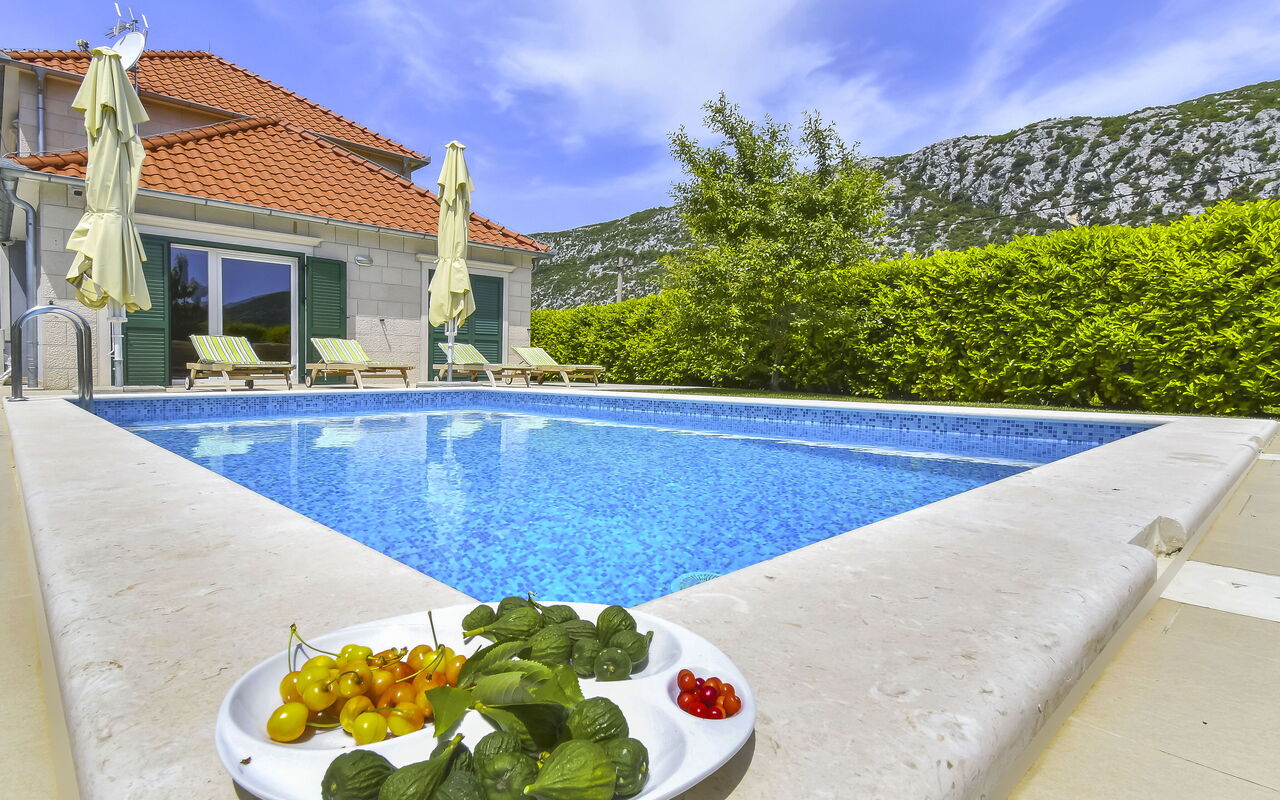 Villa Zupa: Balkong / terrass / uteplats, slå samman, Utomhus