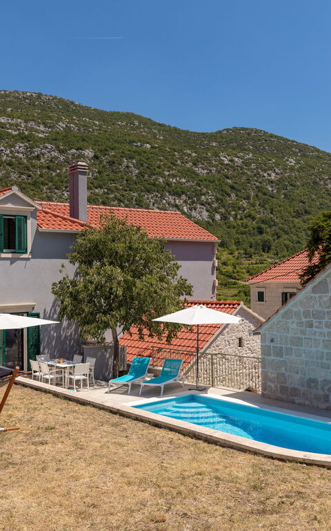 Villa Roglic: Exteriör, slå samman, Trädgård, Utomhus