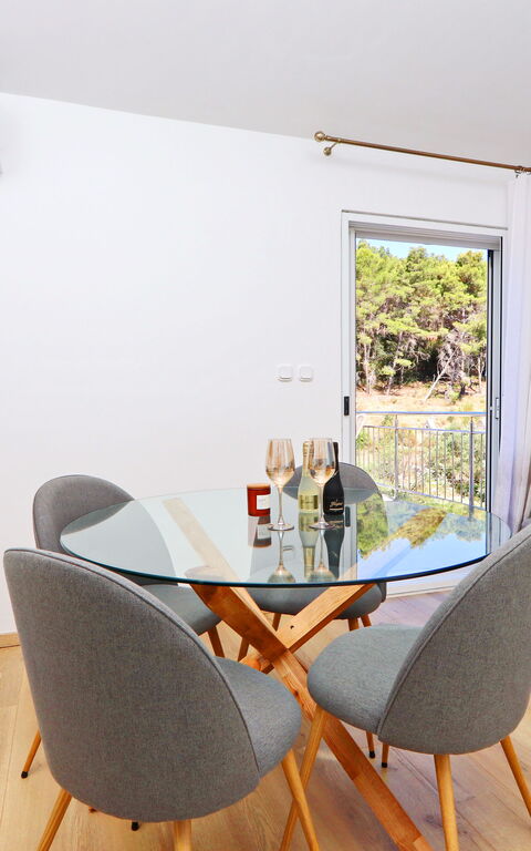 Villa Emerald: Lunchrum, Vardagsrum