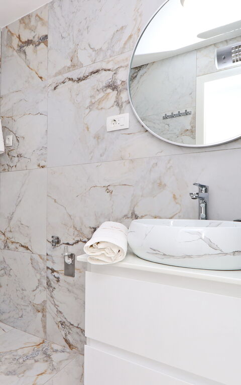 Villa Emerald: Badrum