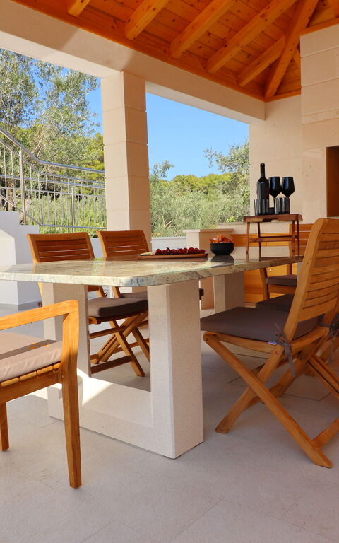 Villa Emerald: Balkong / terrass / uteplats, Kök, Utomhus