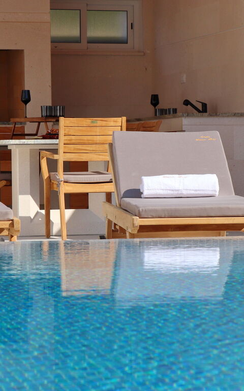 Villa Emerald: slå samman