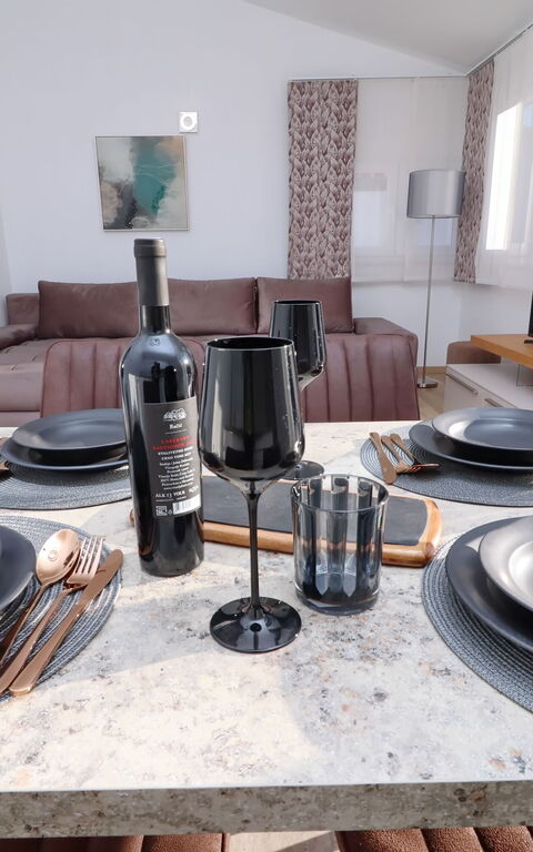 Villa Emerald: Lunchrum, Vardagsrum