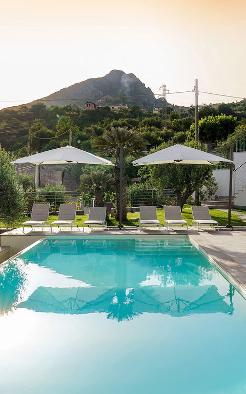 Grand Tour Villa: Exteriör, slå samman, Trädgård, Utomhus